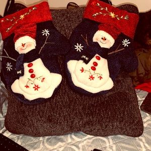 ⬇️⬇️PRICE DROP Snowman Holiday decor oven mitts ⛄️